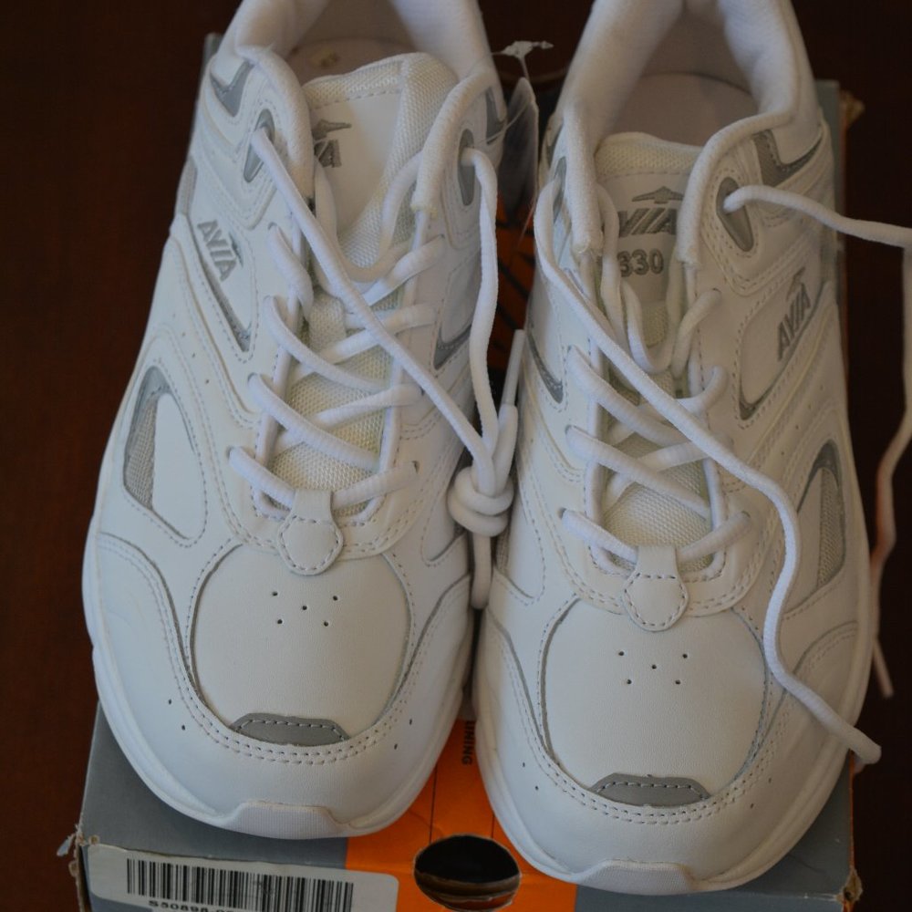 AVIA 330  Cantilever Archrocker  women's  size 6.5